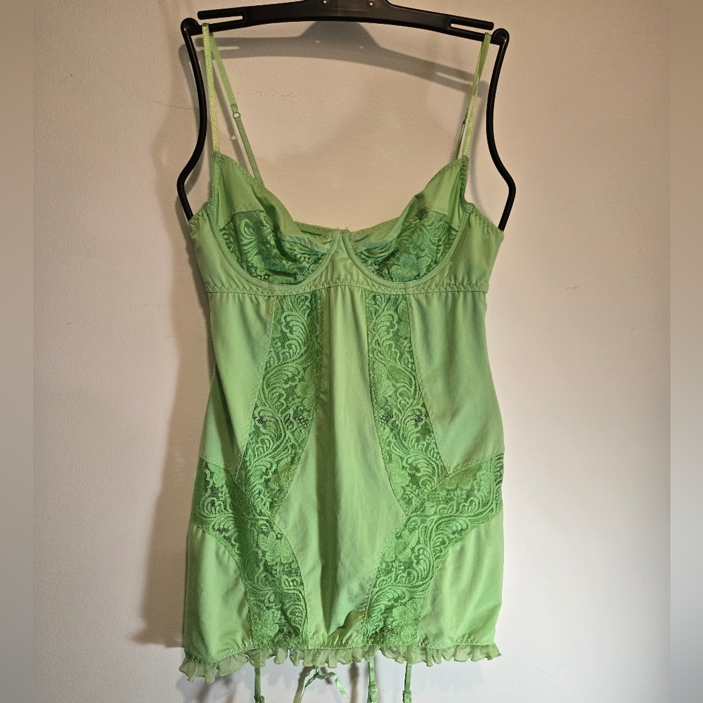 Elegant Green Lace Chemise Lingerie
